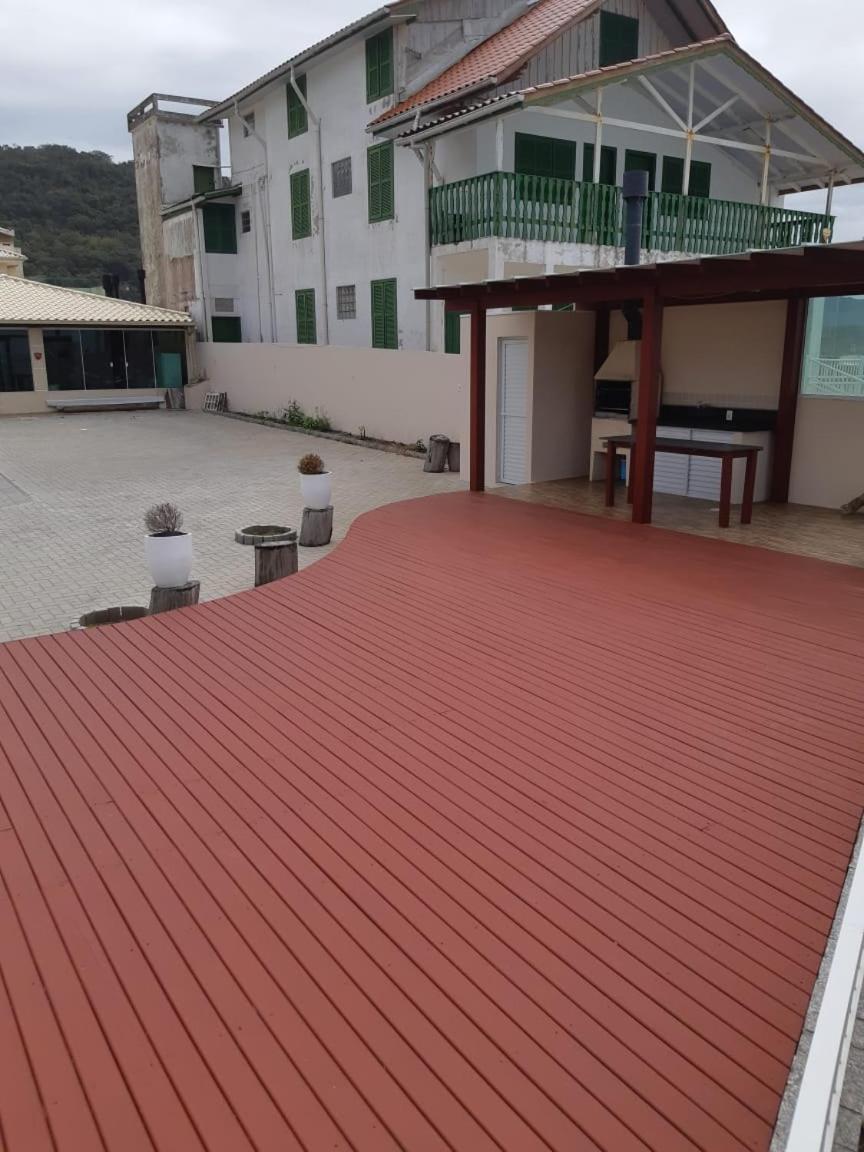Frente Mar Pensão *